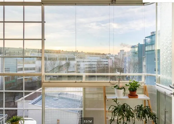 Scandinavian Design Stylish 1br Heart Center With Balcony 12